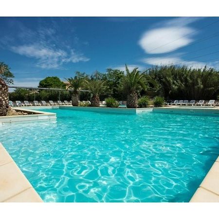 Villa Joli Mazet Provencal De Camargue Arlés Exterior foto