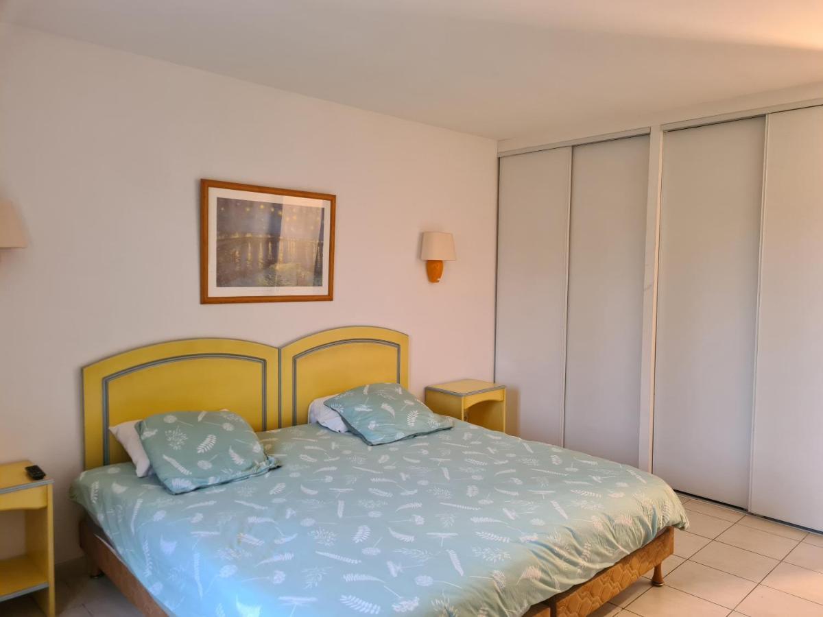 Villa Joli Mazet Provencal De Camargue Arlés Exterior foto