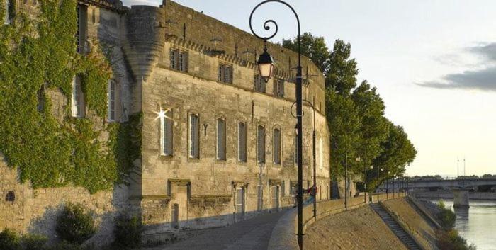 Villa Joli Mazet Provencal De Camargue Arlés Exterior foto