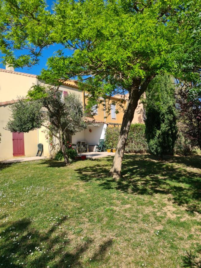 Villa Joli Mazet Provencal De Camargue Arlés Exterior foto