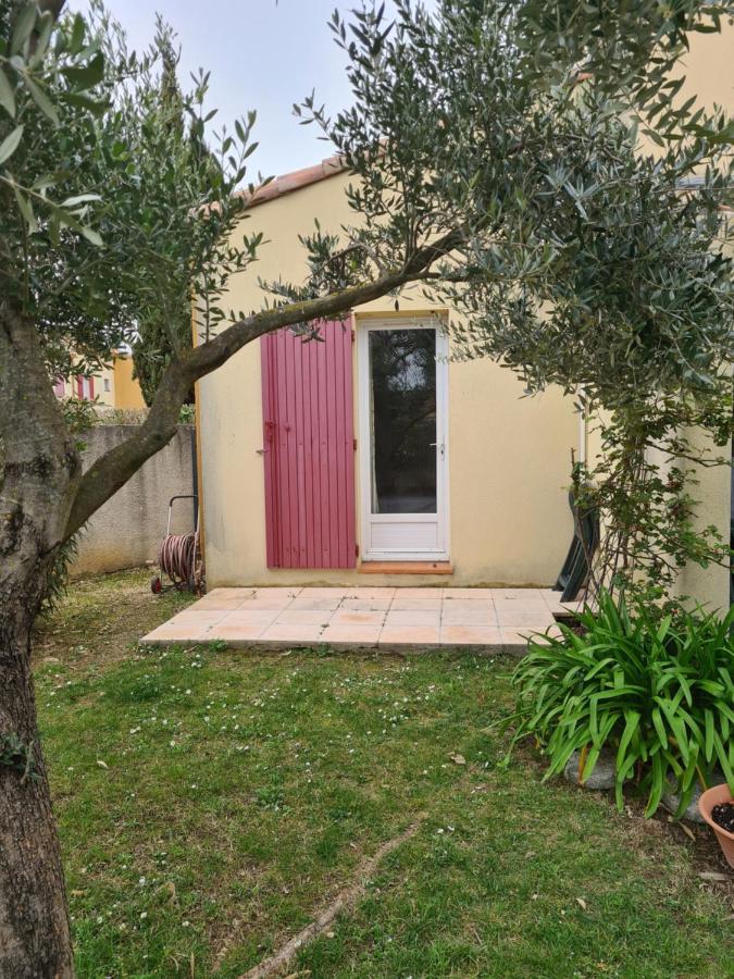 Villa Joli Mazet Provencal De Camargue Arlés Exterior foto